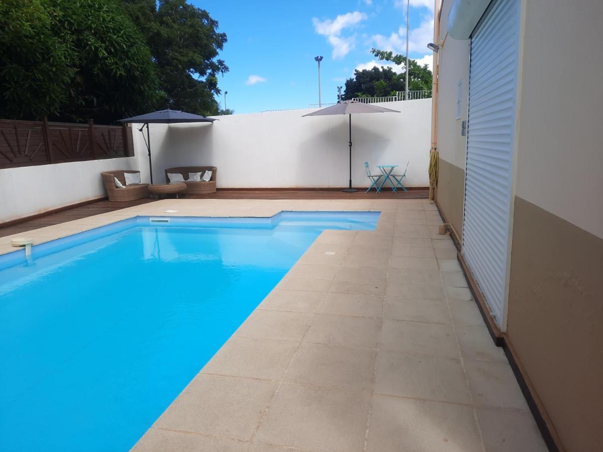 Studio Avec Piscine Privee, Idealement Situe Saint-Claude Eksteriør billede