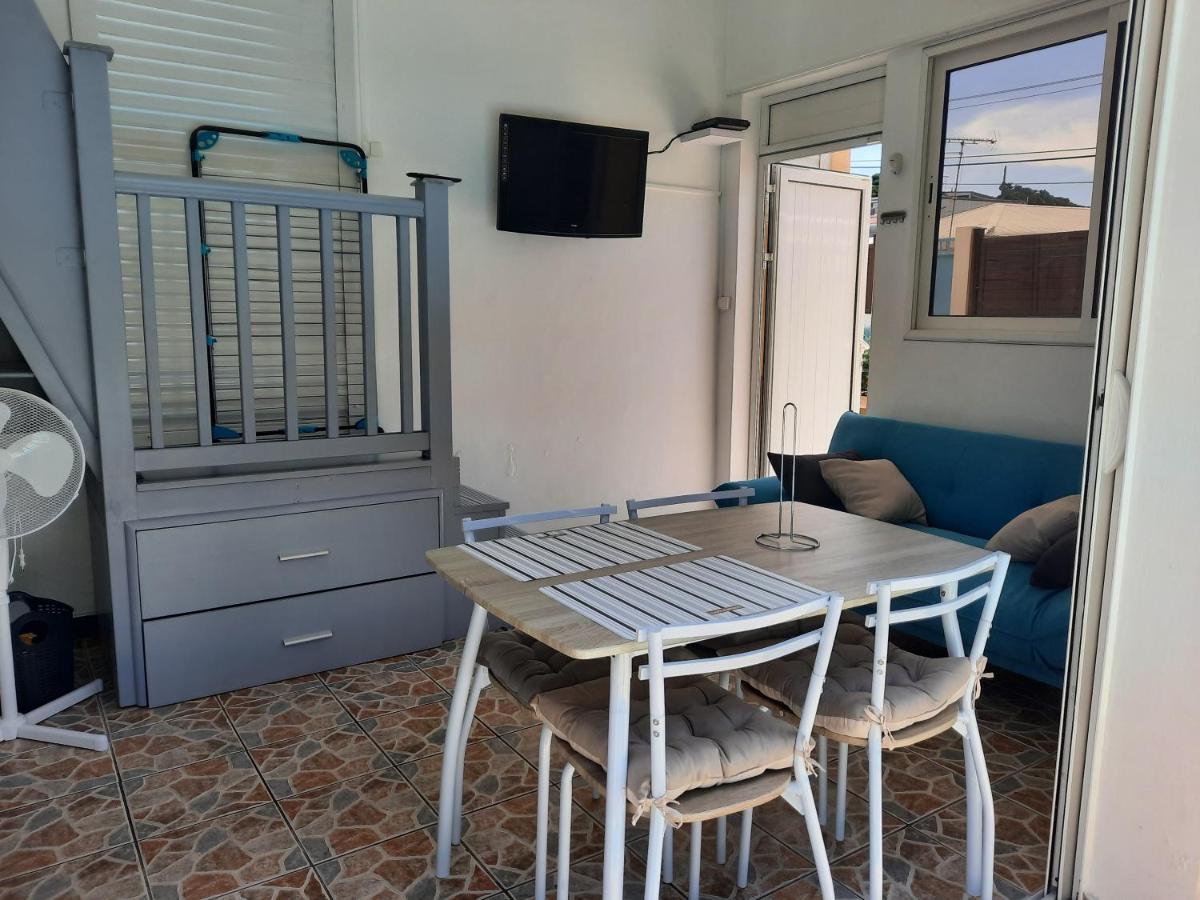 Studio Avec Piscine Privee, Idealement Situe Saint-Claude Eksteriør billede