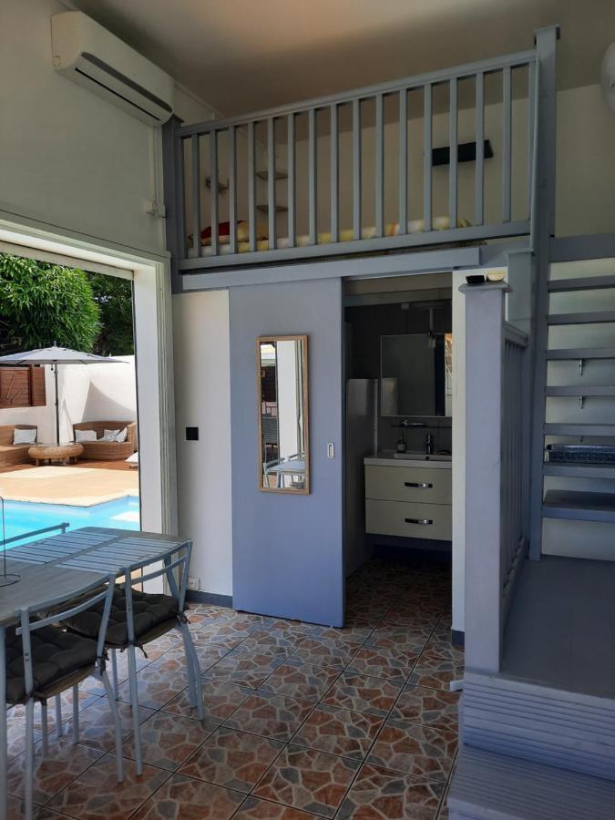 Studio Avec Piscine Privee, Idealement Situe Saint-Claude Eksteriør billede